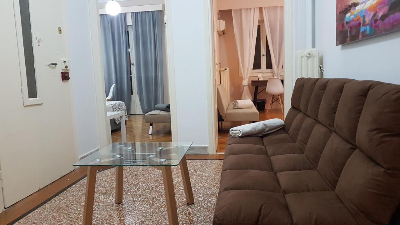 Olive Apartment- Athens Center, 4 Bd, 1.5 Bath 외부 사진